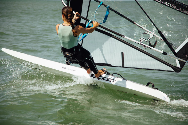 RS V5 AST 380 in action