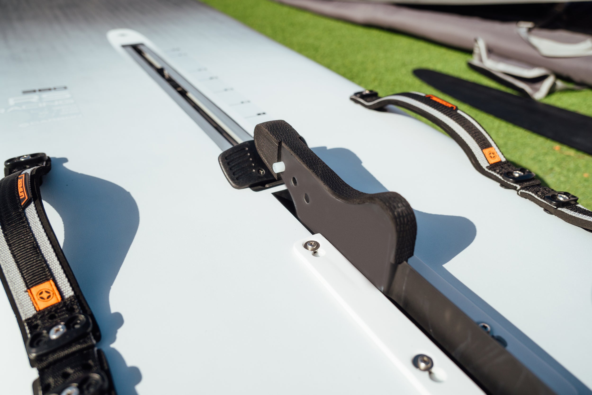 Daggerboard Pivot System