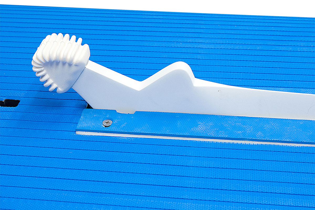 Retractable Daggerboard