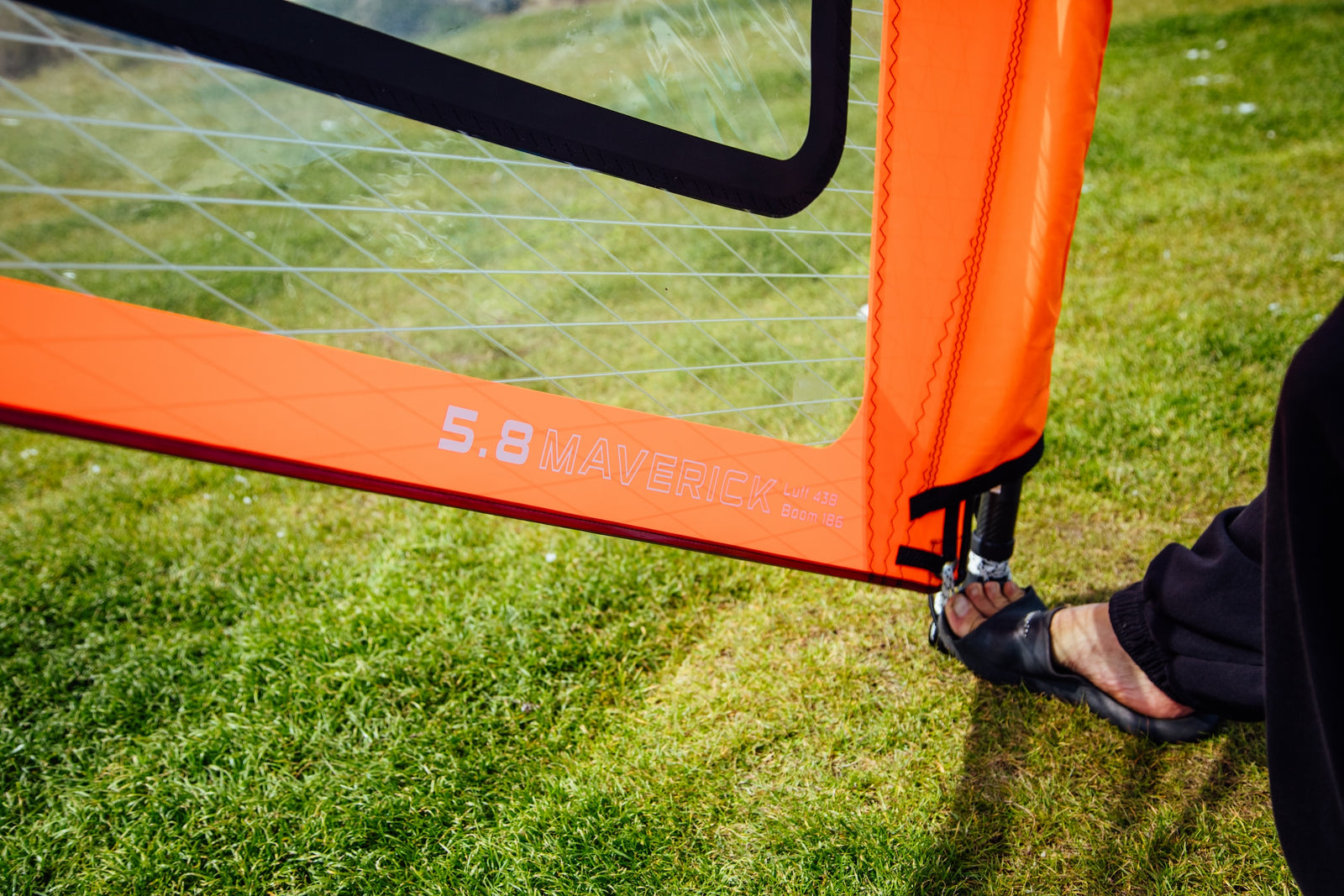 X-Ply Reinforced Foot and Mast Panels
